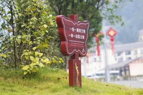 四川廣告物料戶外發光標識牌水蜜桃视频在线免费製作要點分析