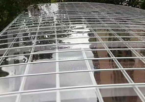 水蜜桃视频在线免费耐力板和PVC板哪個更防曬？